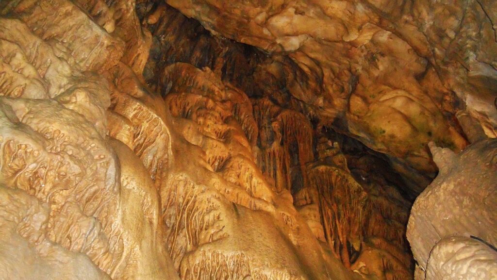 Ресавкска пећина