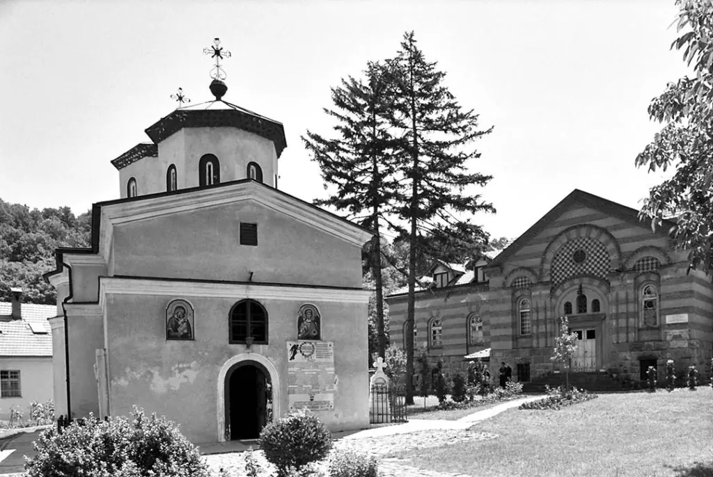 Манастир Раковица