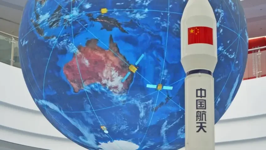 Kineski satelit