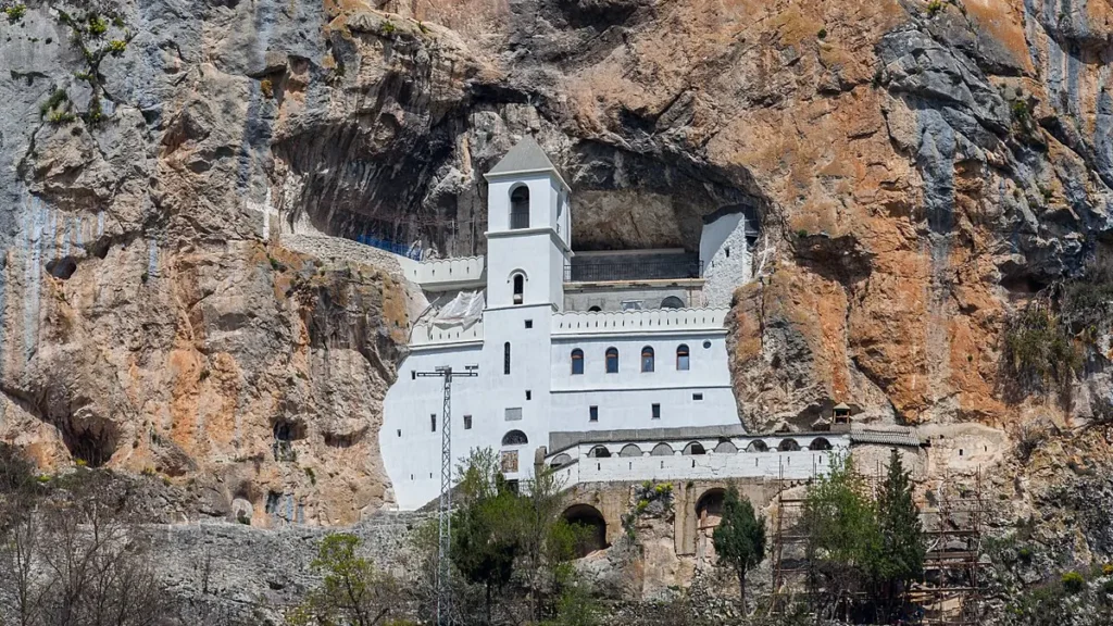 Manastir ostrog, SPC