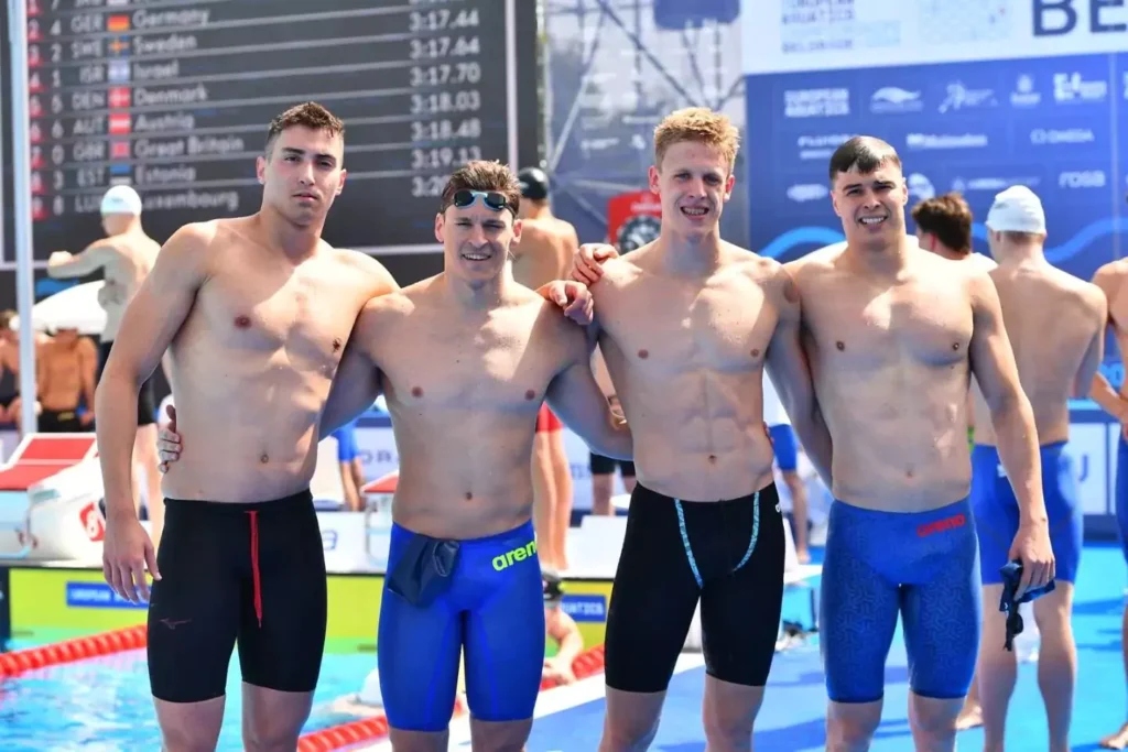 Српски пливачи