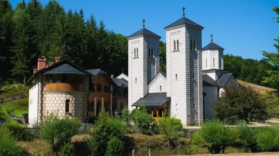 Manastir Stuplje