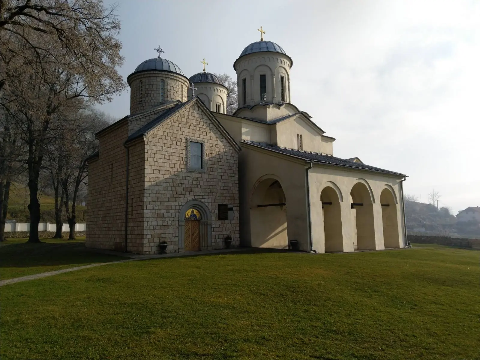 Manastir Svetog Nikolaja u Dabru