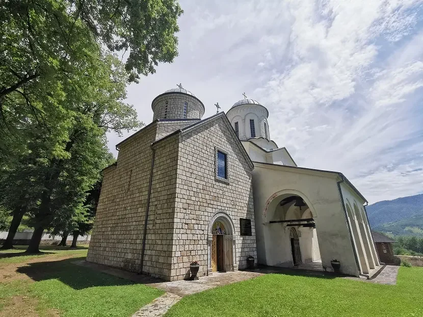 Manastir Svetog Nikolaja u Dabru