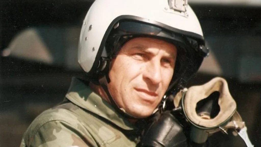 Pilot Milenko Pavlović