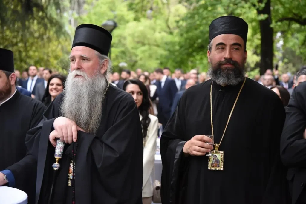 Митрополити Јоаникије и Методије