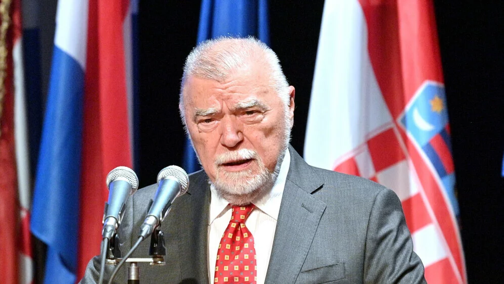 Стјепан Месић