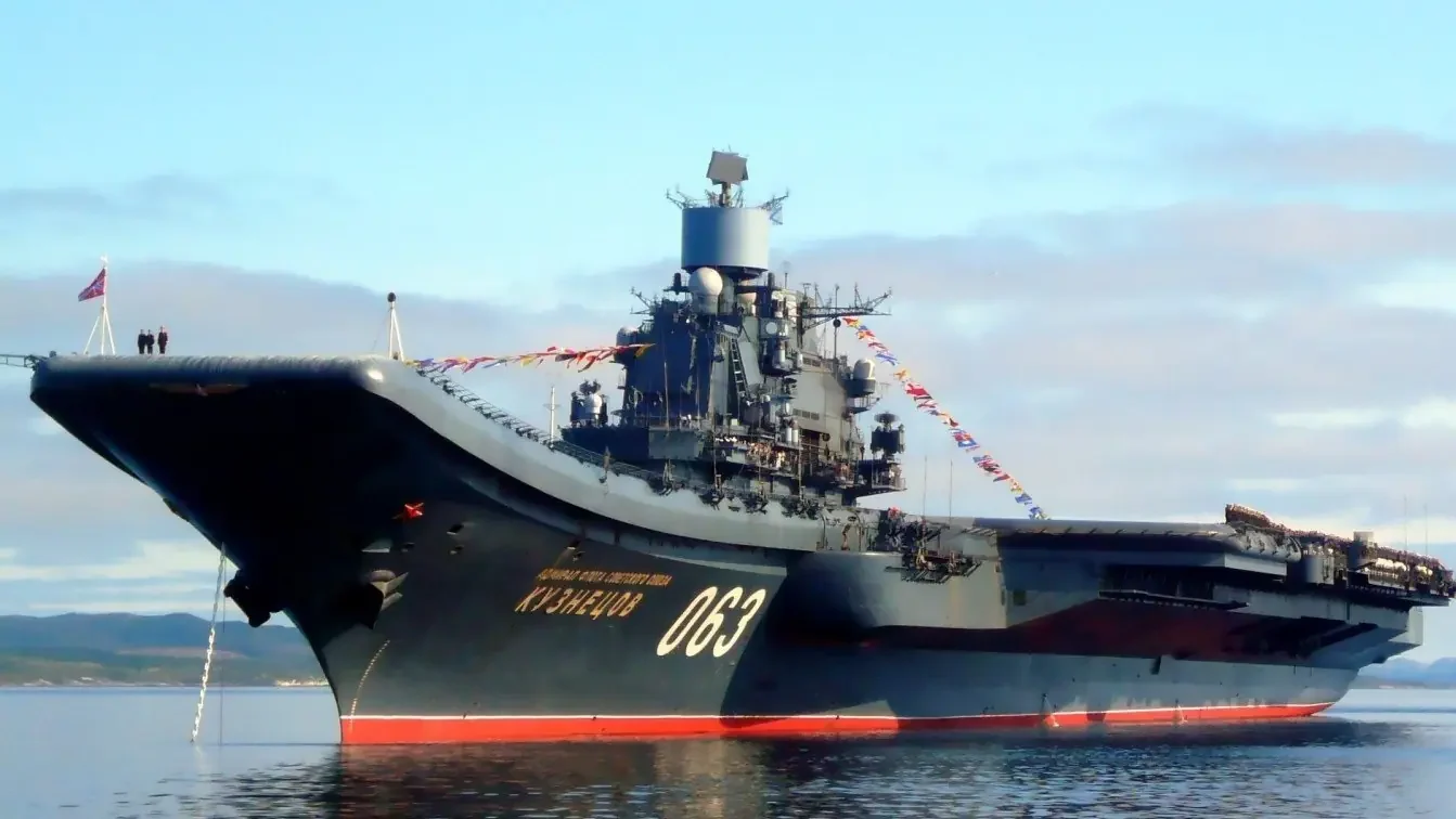 Nosač aviona "Admiral Kuznjecov"