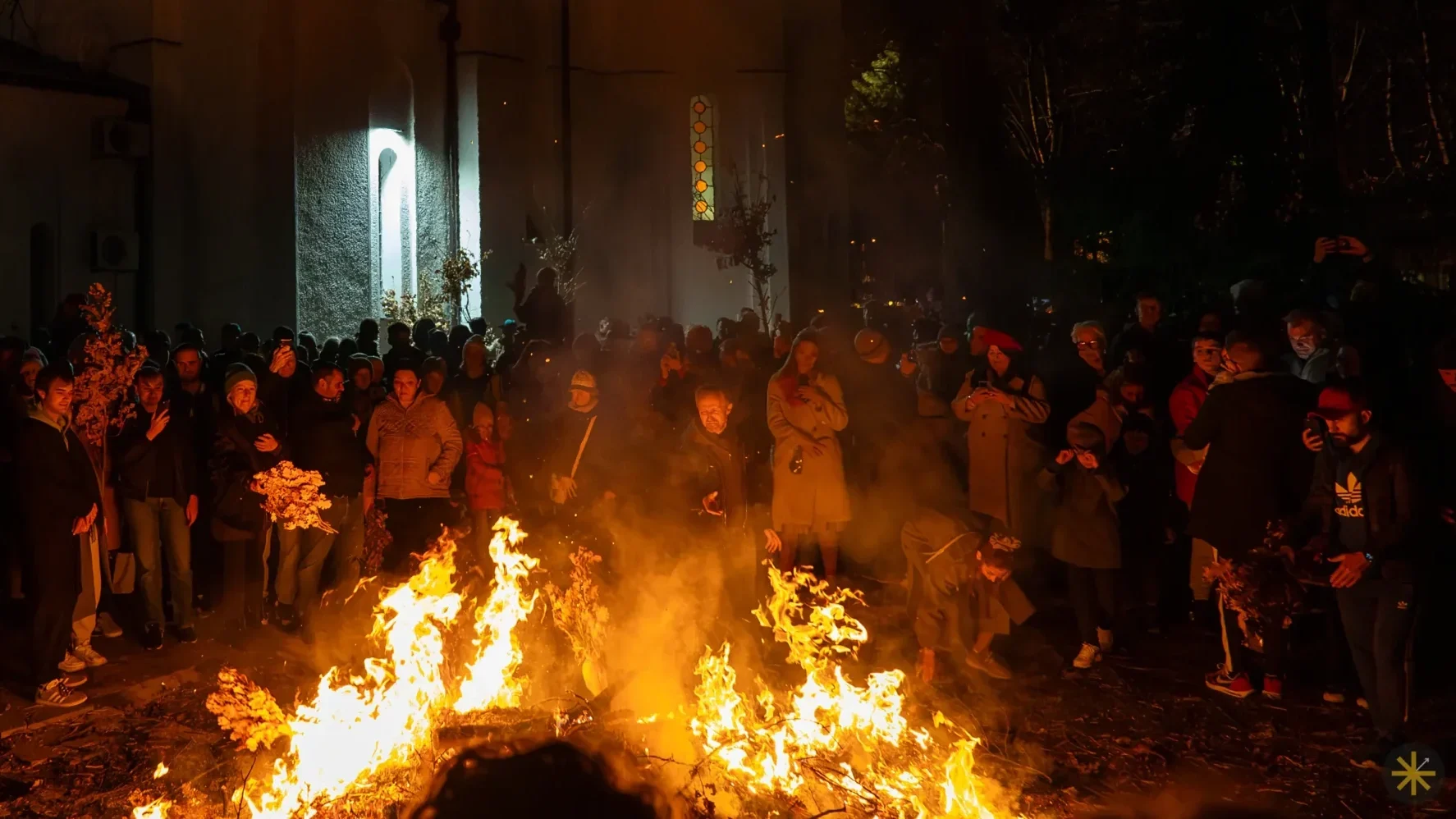Paljenje badnjaka na Badnji dan