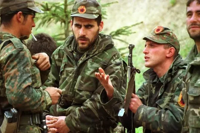 Хашим Тачи и зликовци ОВК