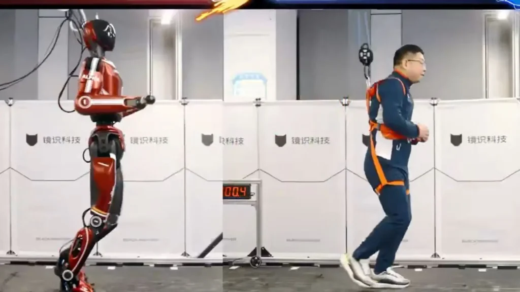 Хуманоидни робот "Болт"