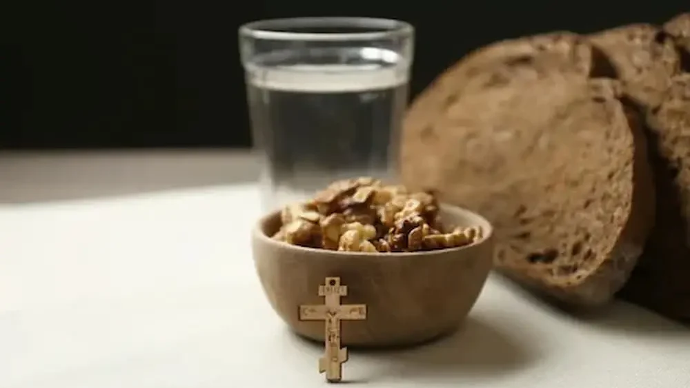 Пост на води