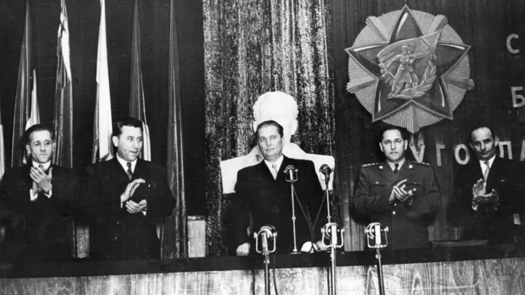 Kako je komunistički internacionalizam potiskivao nacionalnu svest kod Srba?