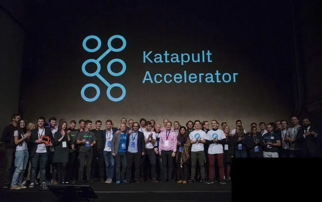 Катапулт Акцелератор