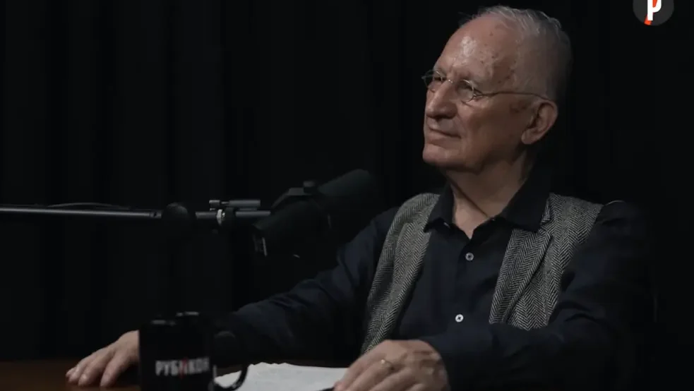 Матија Бећковић добитник националног признања за заштиту ћирилице