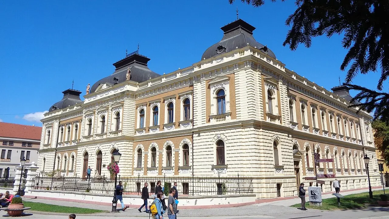 Карловачка богословија
