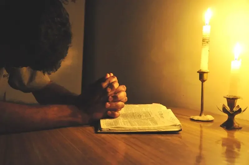 Analitičko razmišljanje i religija