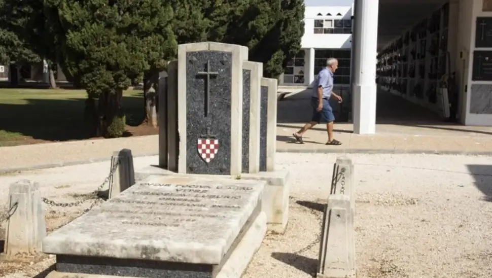 Музеј жртава геноцида формира базу усташких обележја широм света